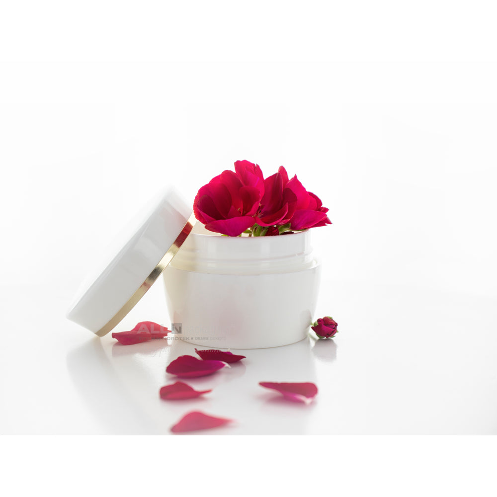 Meno® VEGAN Boosting Face Cream with Essential oils and Vit E